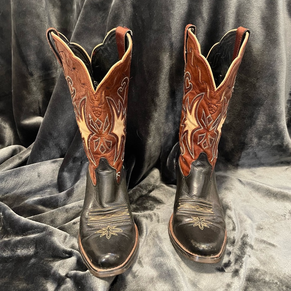 Western cowgirl boots size 5.5 US